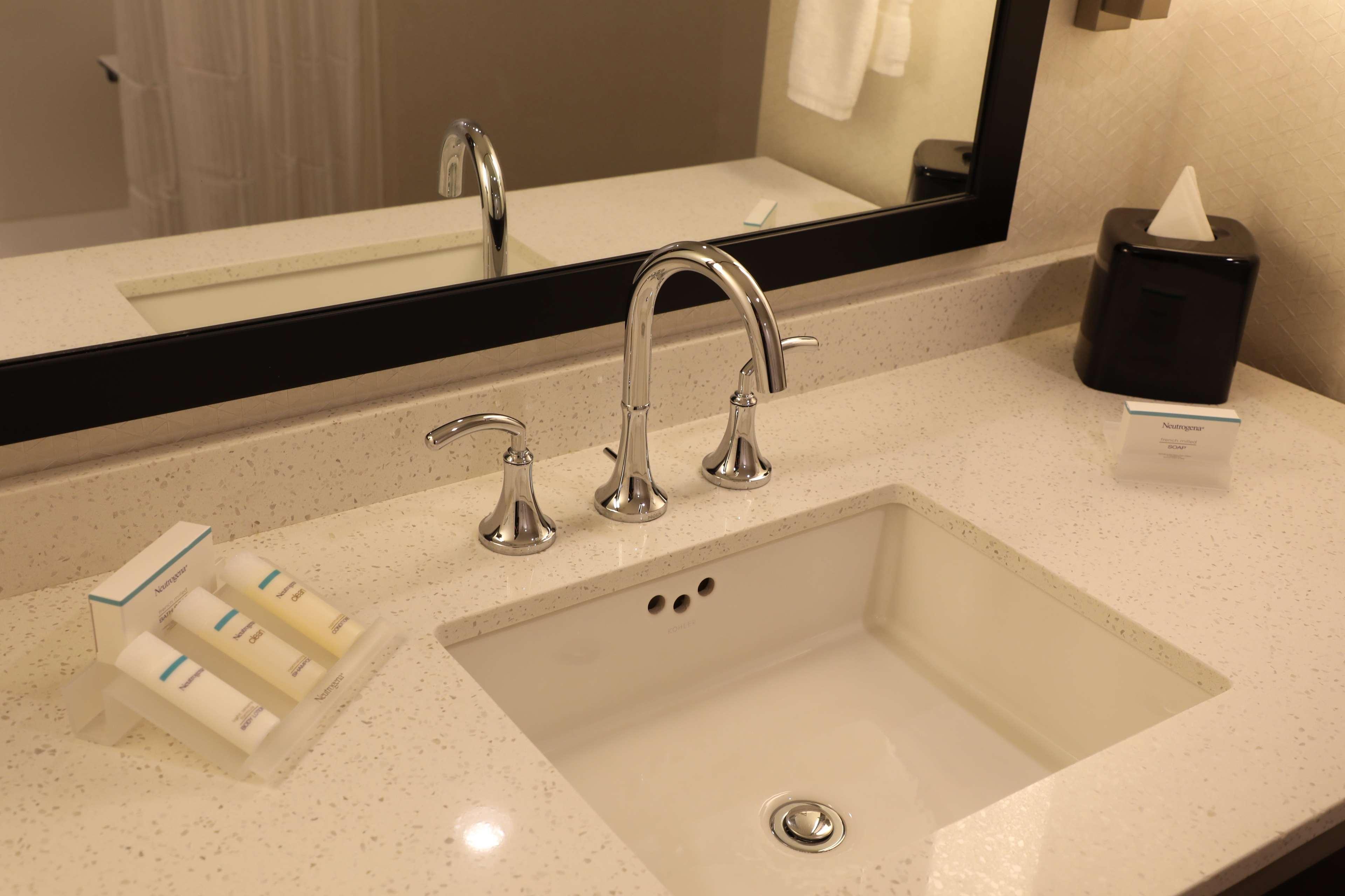 Hilton Garden Inn Austin Airport Esterno foto